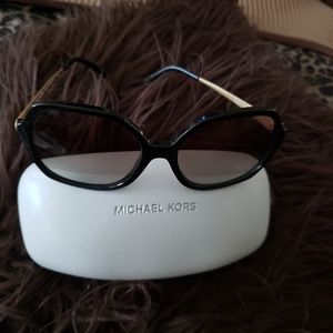 🔥Michael Kors Gradient Sunglasses